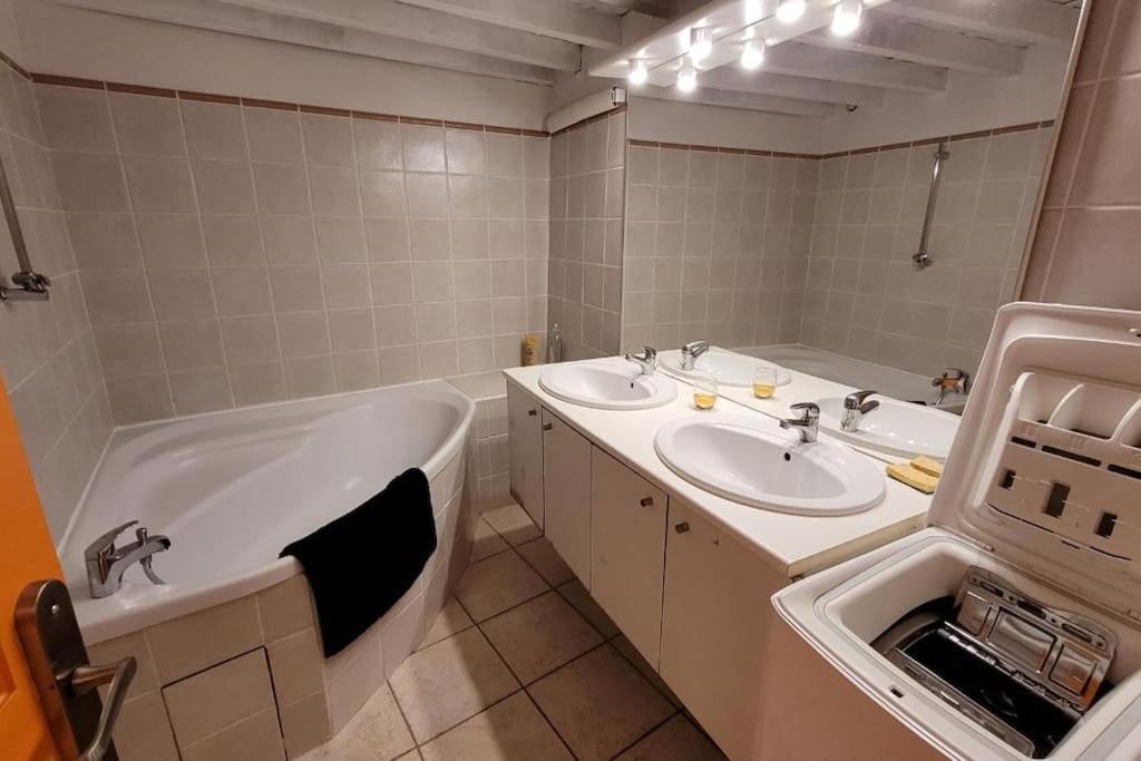 Avignon Apartement A 2 Pas Du Palais De Papes Екстер'єр фото